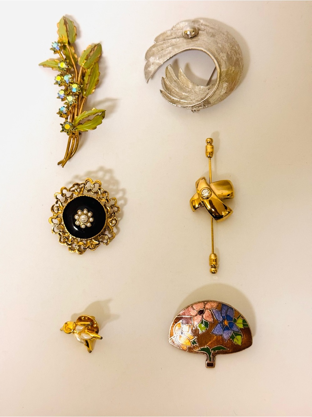 Vintage Assorted Women's Brooch Set in Gold, Silver, Black, Green, Pink & Blue